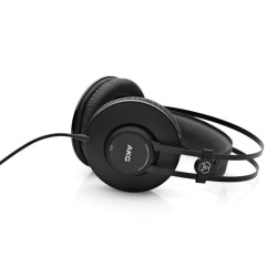 AKG K52