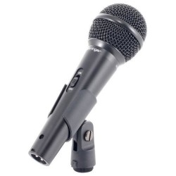 Behringer XM1800S