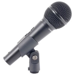 Behringer XM1800S