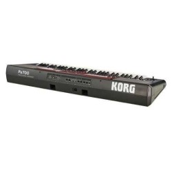 KORG PA700