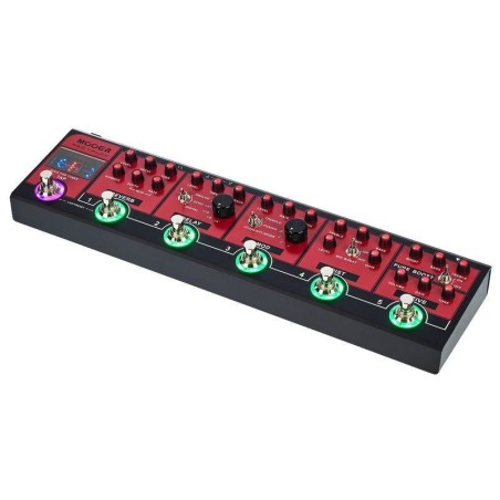 MOOER Red Truck