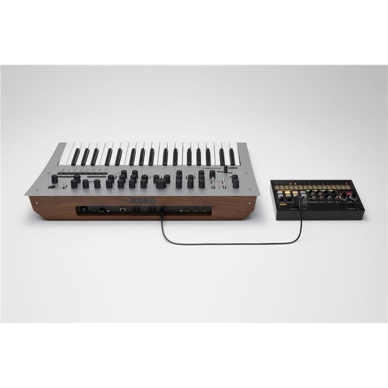 KORG minilogue