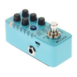Mooer E7 Polyphonic Guitar Synth