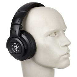 Mackie MC-250