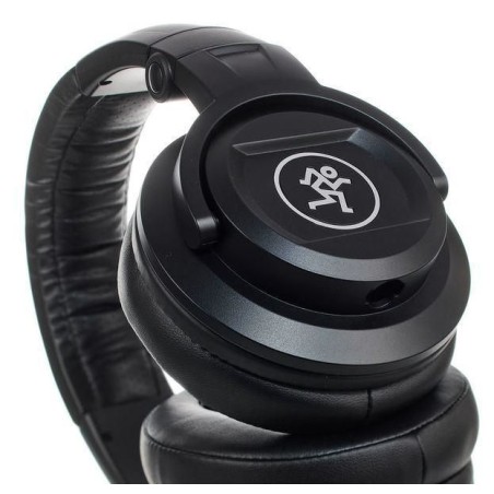 Mackie MC-250