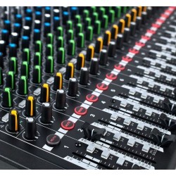 Mackie ProFX22v3