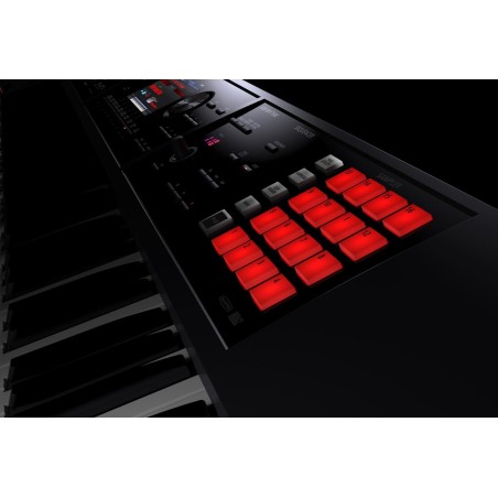 Roland FA-07 Workstation