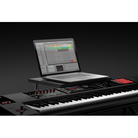Roland FA-07 Workstation