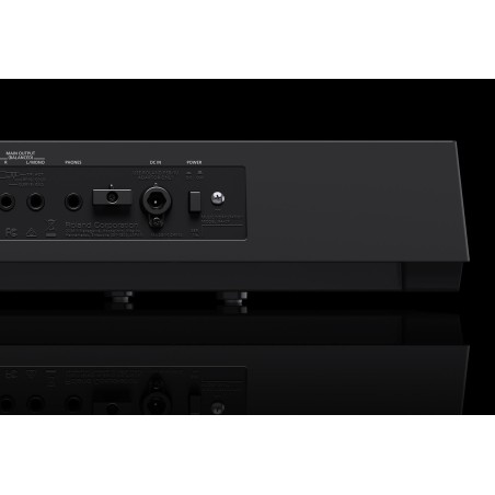 Roland FA-07 Workstation