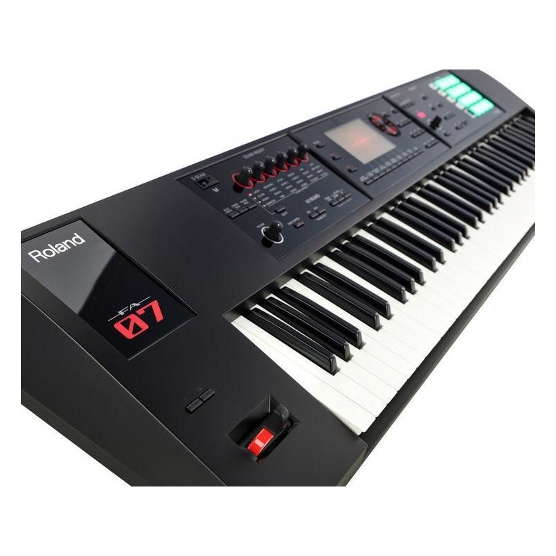 Roland FA-07 Workstation