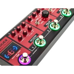 MOOER Red Truck