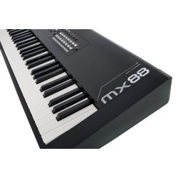 YAMAHA MX88 Black