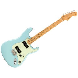 Fender Noventa Stratocaster Maple Fingerboard Daphne Blue