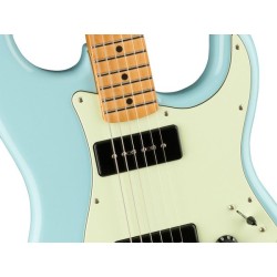 Fender Noventa Stratocaster Maple Fingerboard Daphne Blue