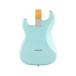 Fender Noventa Stratocaster Maple Fingerboard Daphne Blue