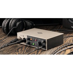 Universal Audio Volt 2 USB Recording Studio