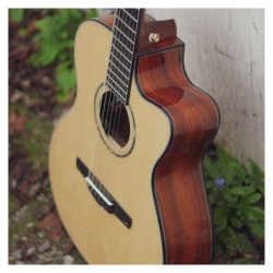 Cort Gold-OC8 Nylon Natural Gloss