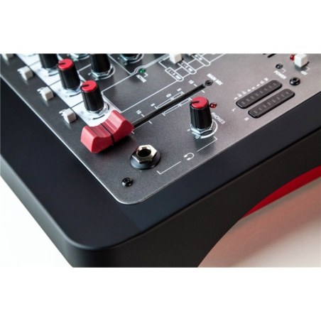 ALLEN & HEATH ZEDi-8