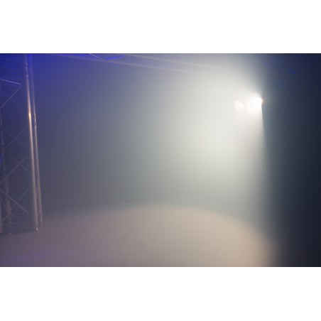 Beamz BTF300Z Fresnel Zoom 300W LED White 3200K