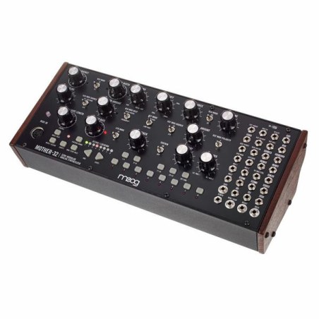 Moog Sound Studio: Mother-32 e DFAM
