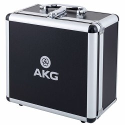 AKG P220