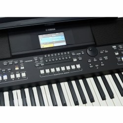 YAMAHA PSR-SX600