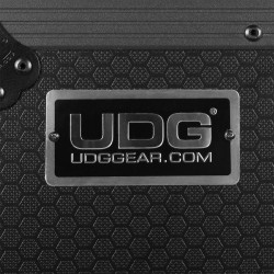 UDG Ultimate Flight Case Denon DJ SC LIVE 4 BLK Plus
