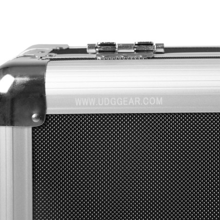 UDG U93018SL Ultimate 7'' Record Case 200 Vinyl Silver