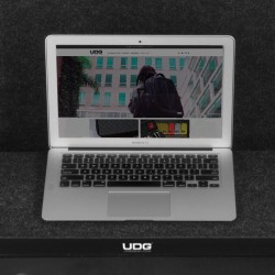 UDG U91071BL Ultimate Flight Case Pioneer DDJ-800 BLK Plus
