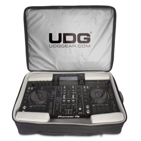UDG U7203BL Urbanite MIDI Controller Backpack Extra Large Black