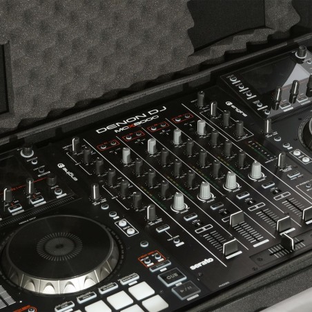 UDG U8305BL Creator Hardcase Black