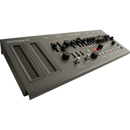 Roland SH-01A