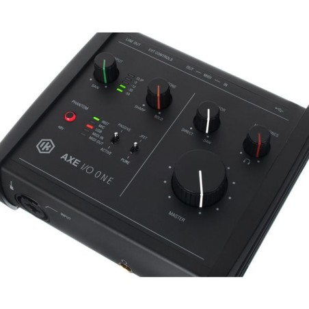 IK Multimedia Axe I/O One