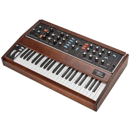 Moog Minimoog Model D 2022