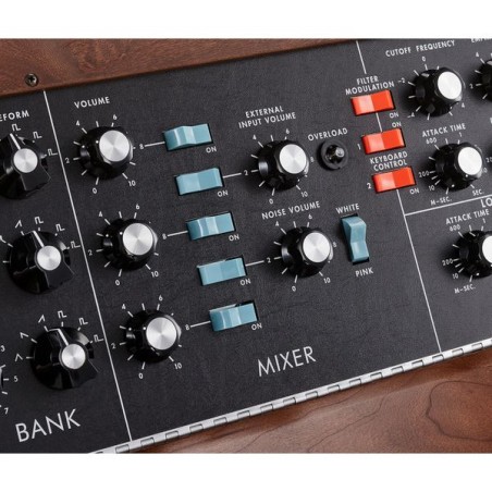 Moog Minimoog Model D 2022