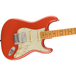 Fender Player Plus Stratocaster HSS MN Fiesta Red