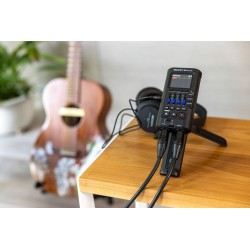 ZOOM R4 MultiTrak