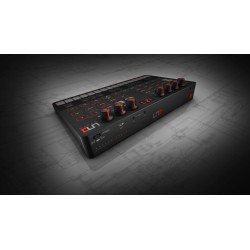IK Multimedia Uno Synth