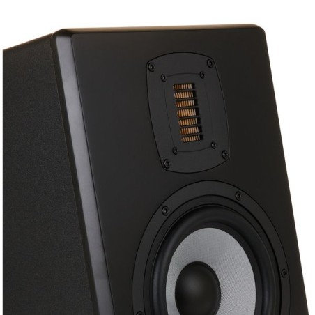 EVE Audio SC2070