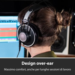 AKG K702