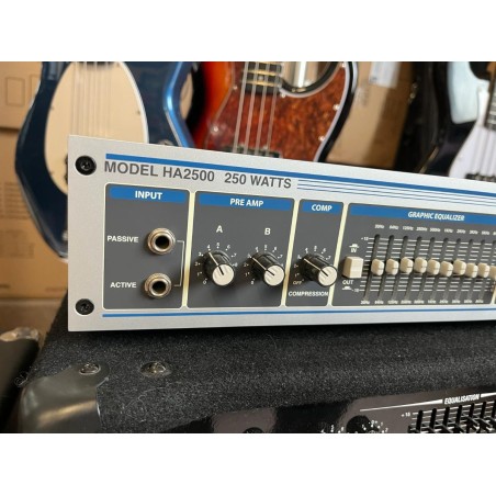 Hartke HA2500 (USATO)