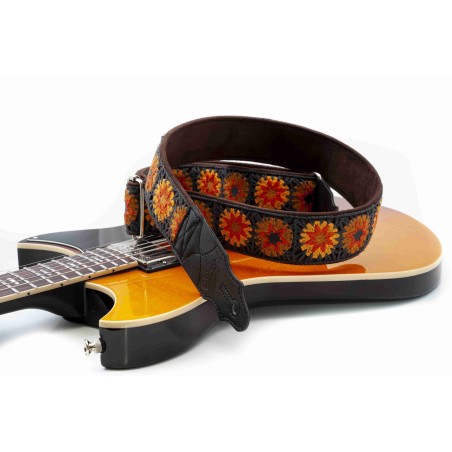RightOn Straps Crochet Brown
