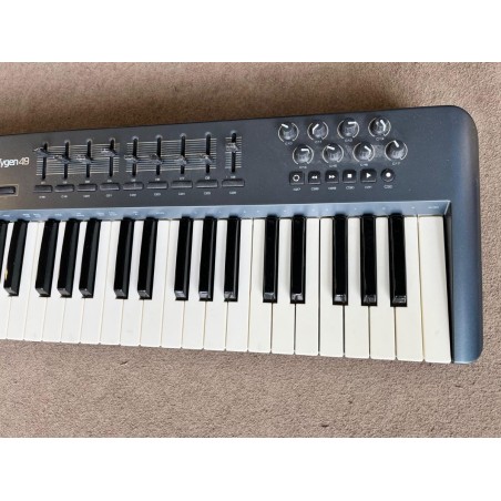 M-Audio Oxygen 49 MIDI controller (USATO)