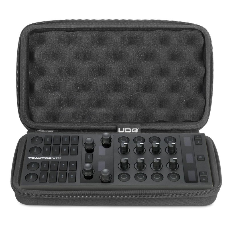 UDG U8503BL Creator NI Traktor MK3 Harcase Black