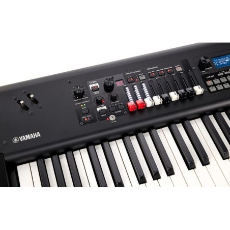 YAMAHA YC73