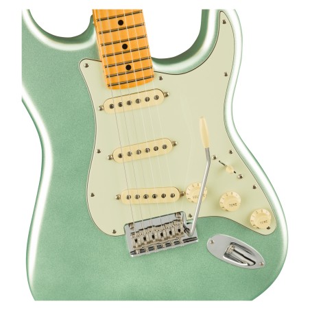 Fender American Professional II Stratocaster MN Mystic Surf Green