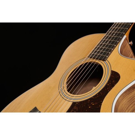Taylor 212CE Walnut/Spruce