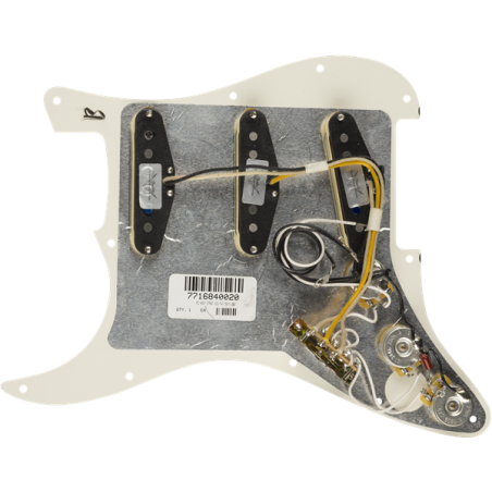 Fender Pre-Wired Strat Pickguard Custom Shop Fat 50's SSS Parchment