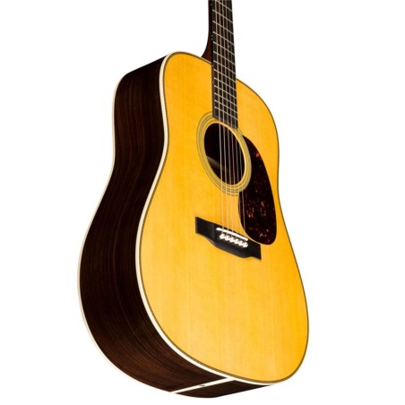 Martin HD-28 (2025)