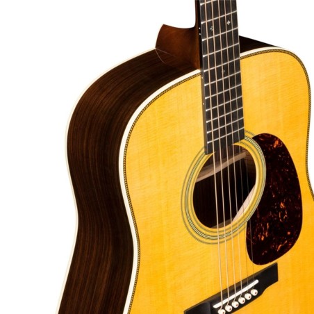 Martin HD-28 (2025)